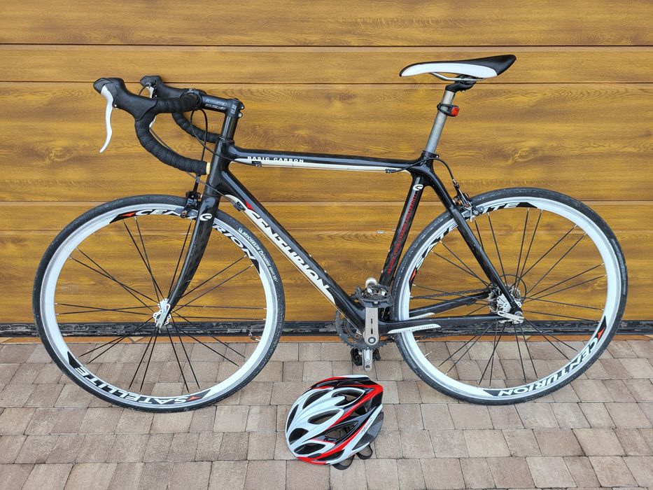 Rower szosowy Centurion carbon - kask gratis.