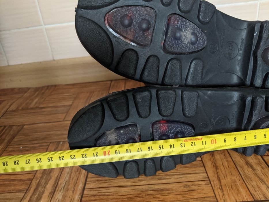 Чоботи жіночі резинові