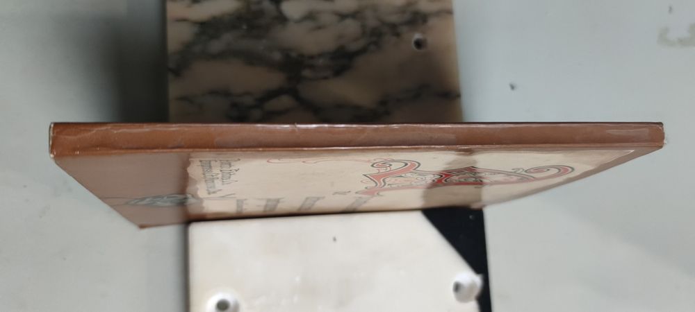 LIVRO REF esc - Maria Leonor Buescu - Apontamentos de Literatura Port