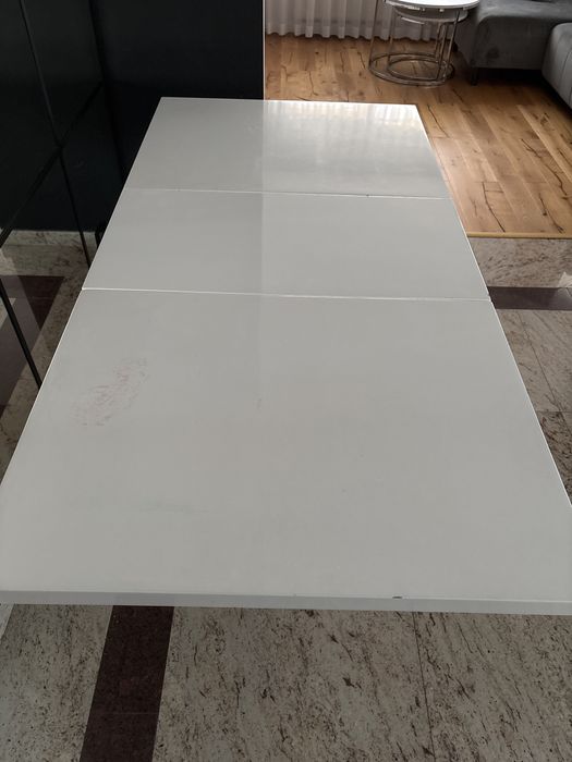 Stół biały lakierowany rozkładany