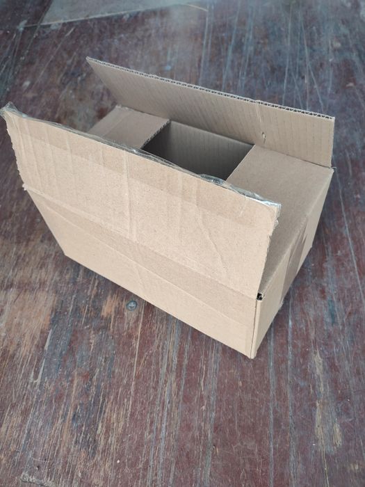 Картонні коробки