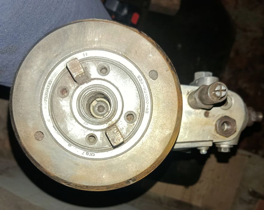 Топливный насос( ТНВД) для двигателя Д-240