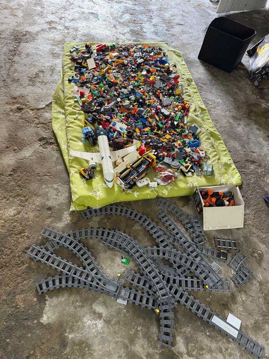 Klocki lego, ok 24 kg, dużo zestawów, Technic, seria city i inne