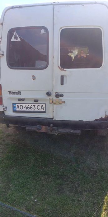 продам буса форд транзіт