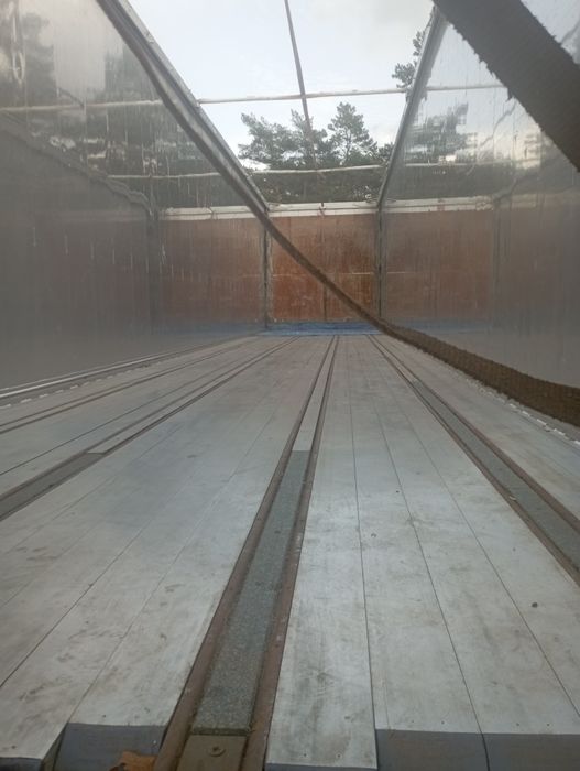 Напів причіп щеповоз