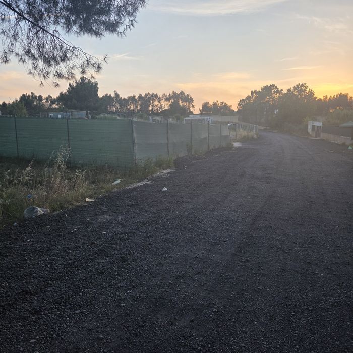 Terreno ideal para uma vida tranquila  em Fernão Ferro