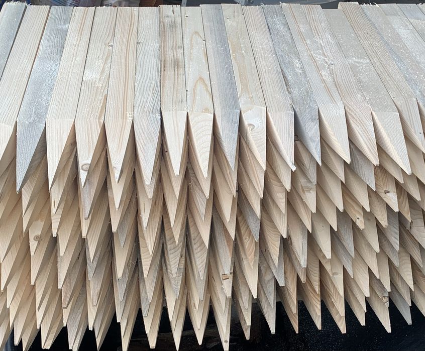 Paliki drewniane 5x5x65 strugane zaostrzone słupki kołki