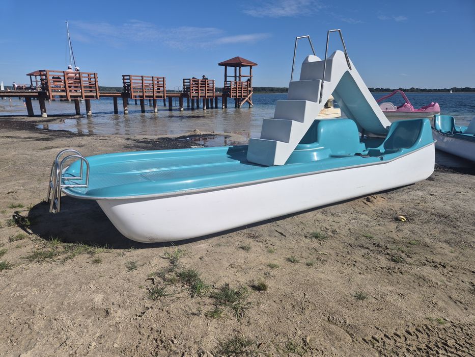 Rower wodny platforma ze zjeżdżalnią  6cio osobowy Producent