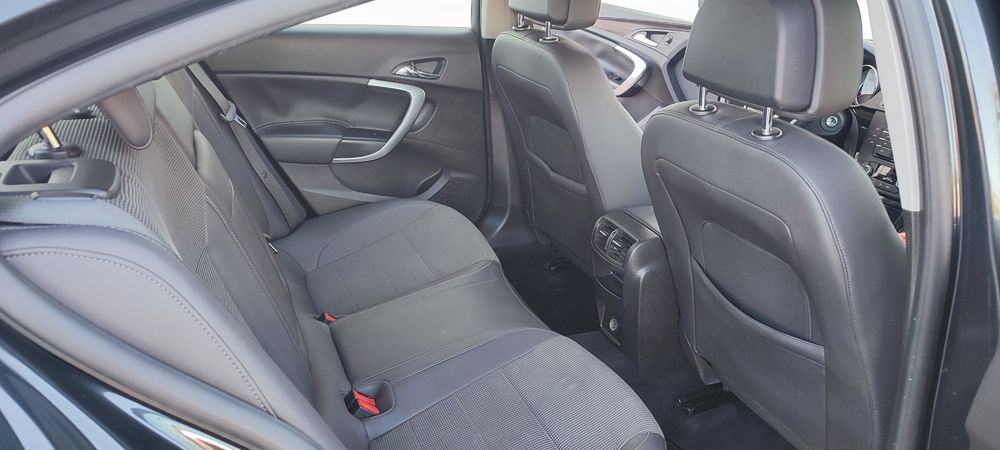 Opel Insignia 2011 Gasóleo e automático