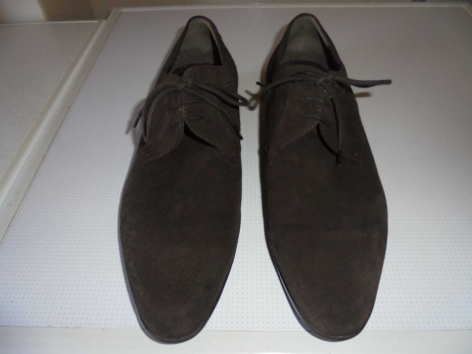 sapatos de homem da marca HOGO BOSS