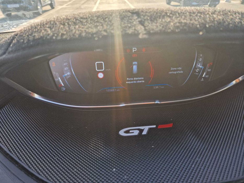Peugeot 5008 1.5 BlueHDi Crossway EAT8 — photo 2