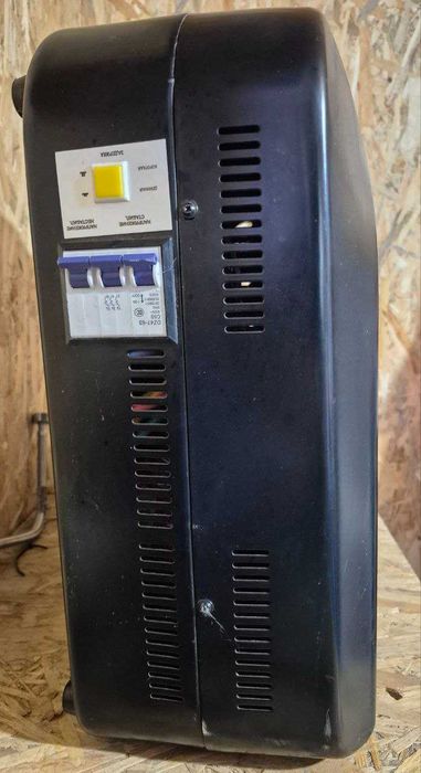 Стабілізатор напруги Luxeon EWR-10000