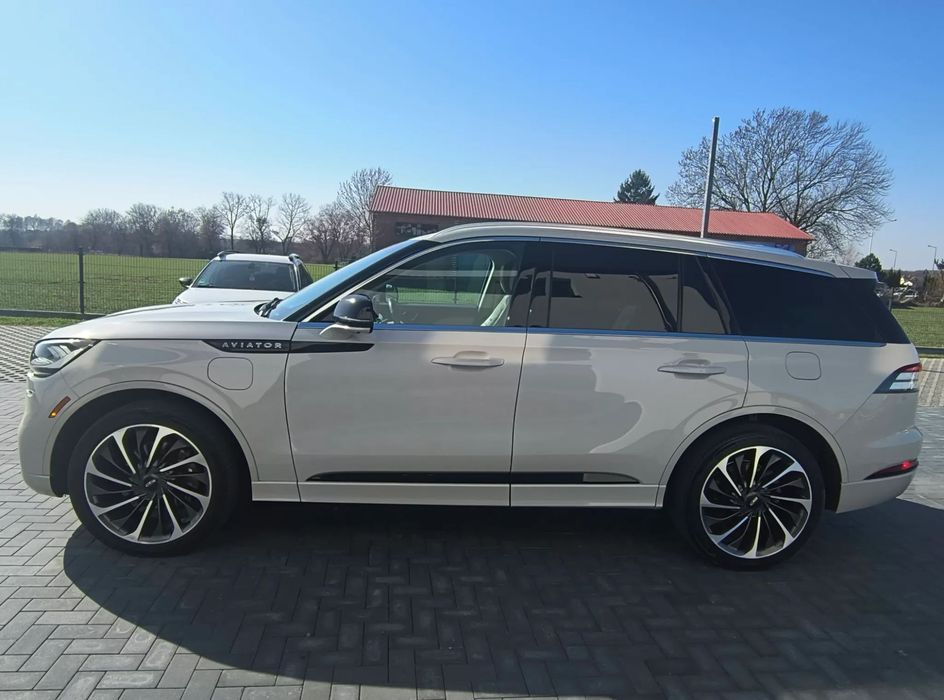 Lincoln Aviator