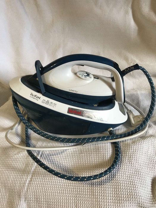 Праска з парогенератором TEFAL liberty