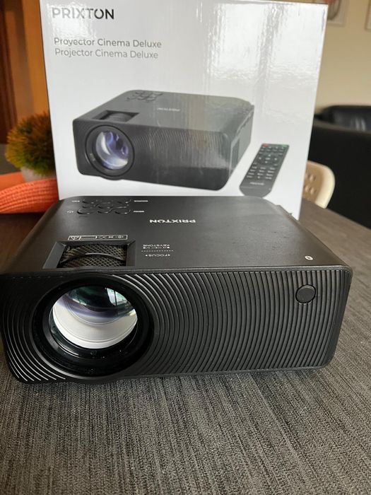 Projetor Prixton Cinema Deluxe – Excelente estado