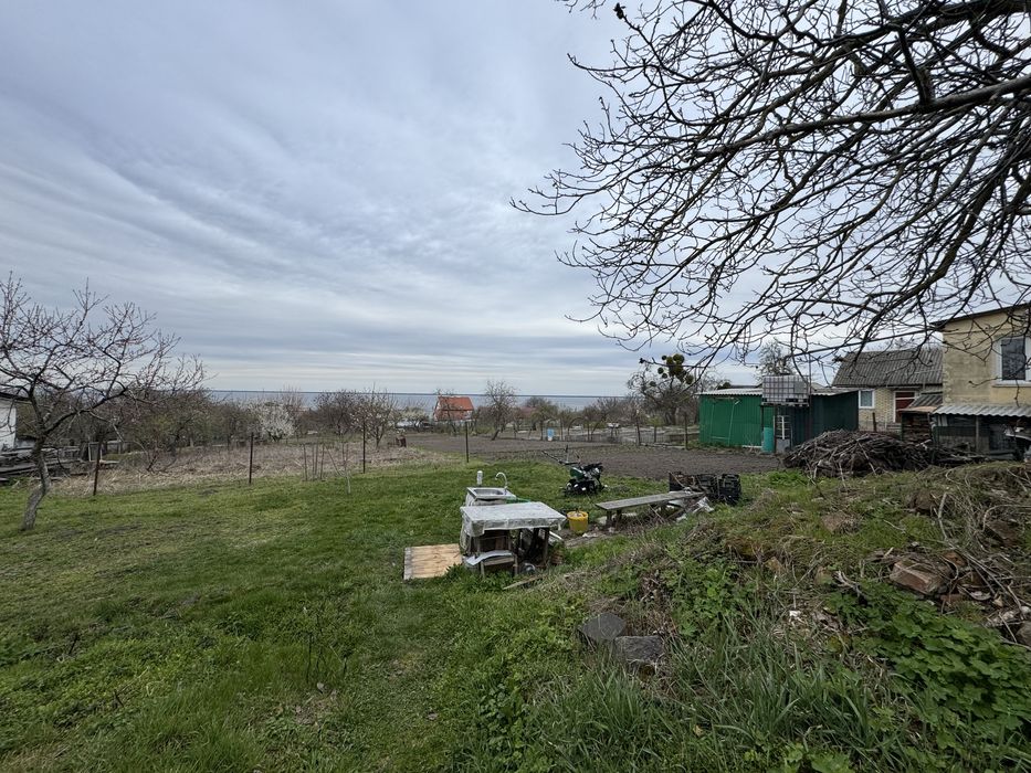 Продається земельна ділянка в Старих Петрівцях