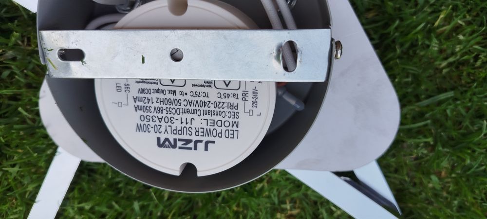 Lampa sufitowa LED