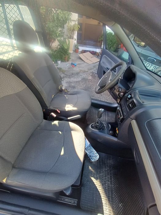 Renault clio 1.5 dci 2 lugares