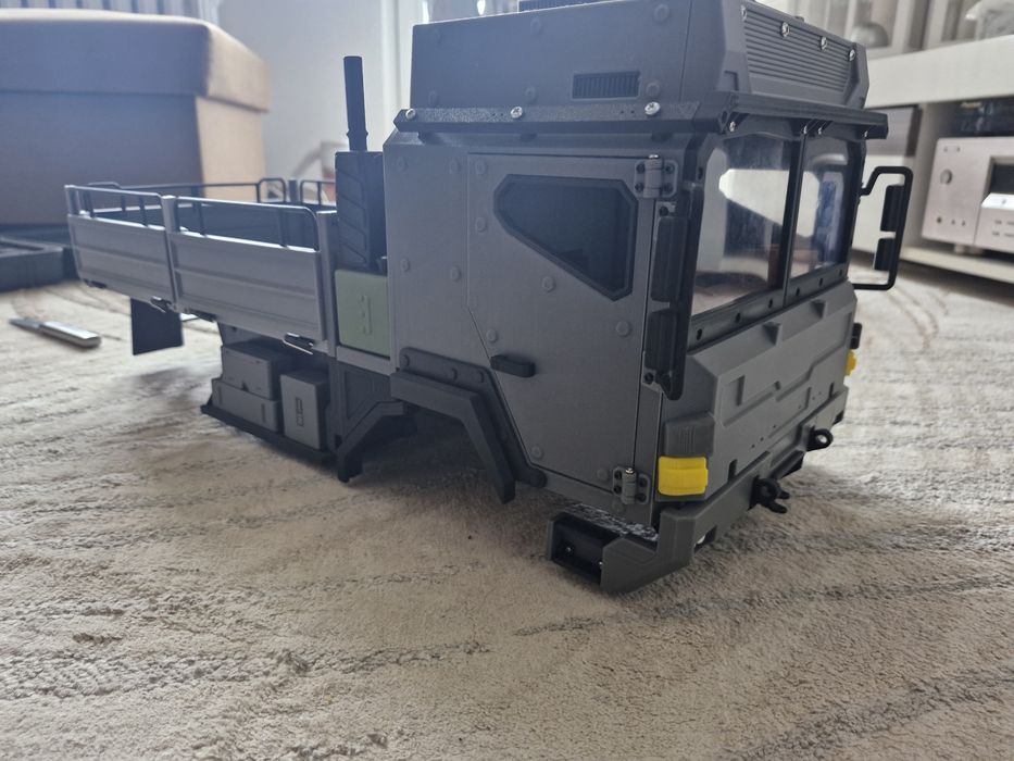 Man Cat 1:10 Trilal Eelemet Enduro