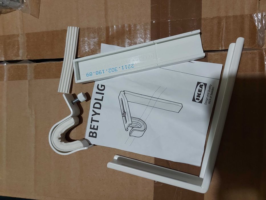 Wspornik ścienny/sufitowy do karniszy, Ikea Betydlig, 12 sztuk