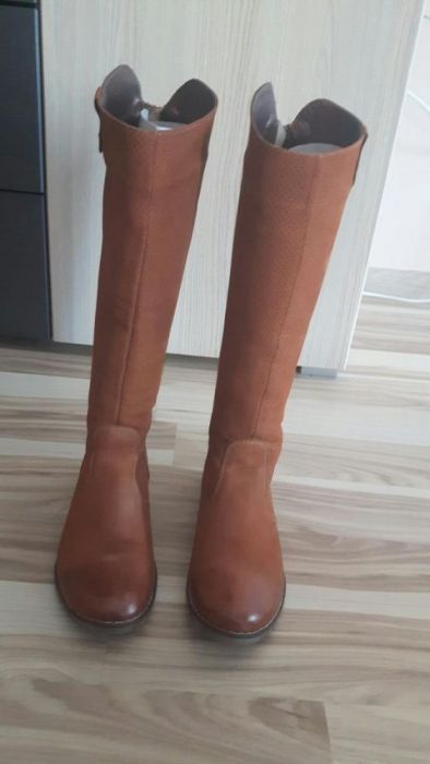Kozaki roz. 37  dł wkładki 24 cm