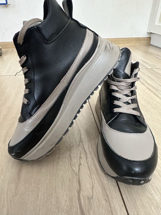 Зимові шкіряні ботинки