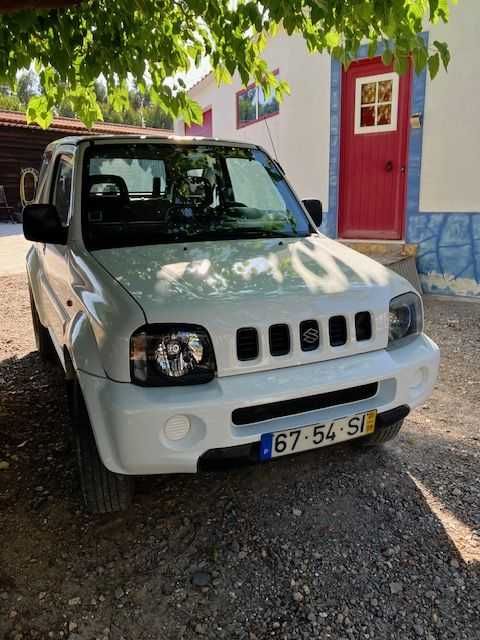 suzuki jimny carro em bom estado distribuiçao feita em completo ,oleos  bomba de agua etc;;