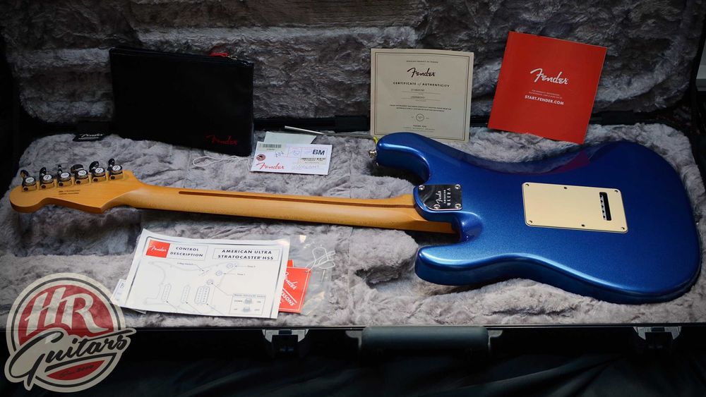 Fender American Ultra Stratocaster HSS, Cobra Blue, USA, 2020 rok