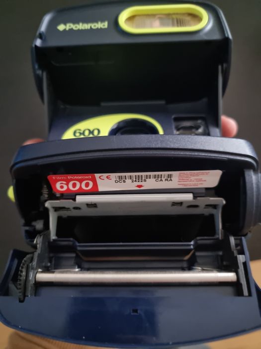Vendo Polaroid 600