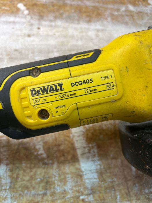 Szlifierka Kątowa dewalt