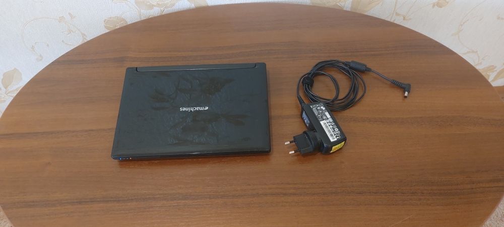 Ноутбук Acer eMachines 355-N571G32ikk