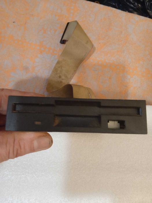 Флоппи дисковод Samsung Sfd - 321 b