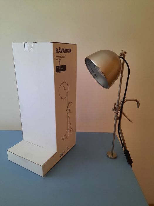 Luminária-Candeeiro de mesa IKEA RÂVAROR - Aço Inox - com lâmpada nova