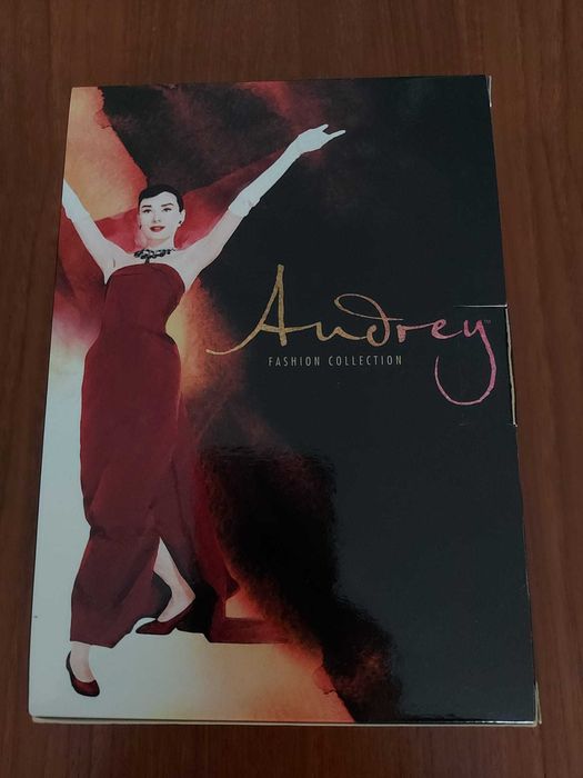 **7 DVD zona 2*Audrey Hepburn*Fashion Collection**