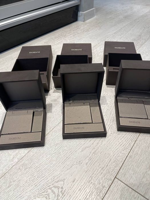 Коробка Damiani полный комплект