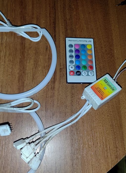 Ангельские глазки RGB на bmw e46 Рест