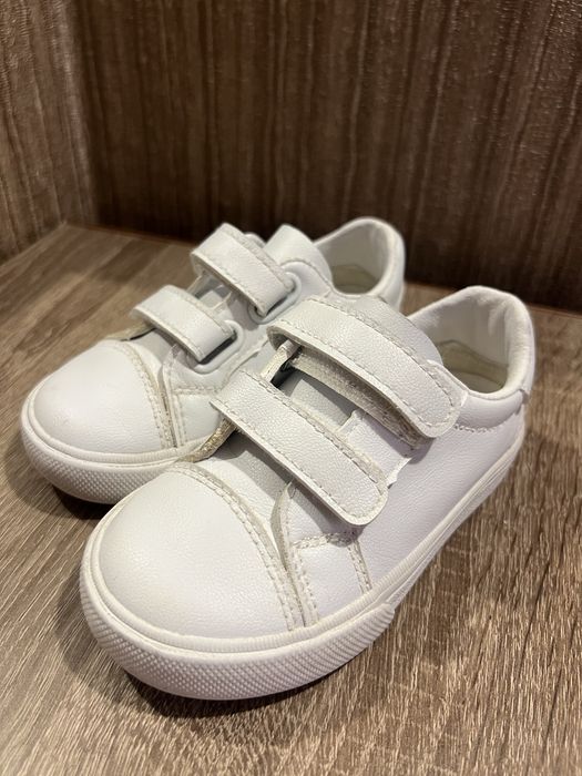 Кеди для хлопчика від фірми apawwa 24 розмір  15см стелька