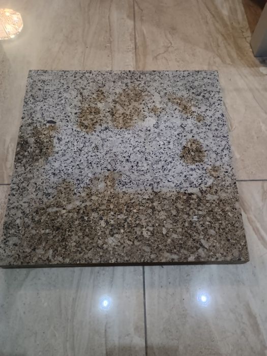 Kamień, granit do pizzy 35x35 cm