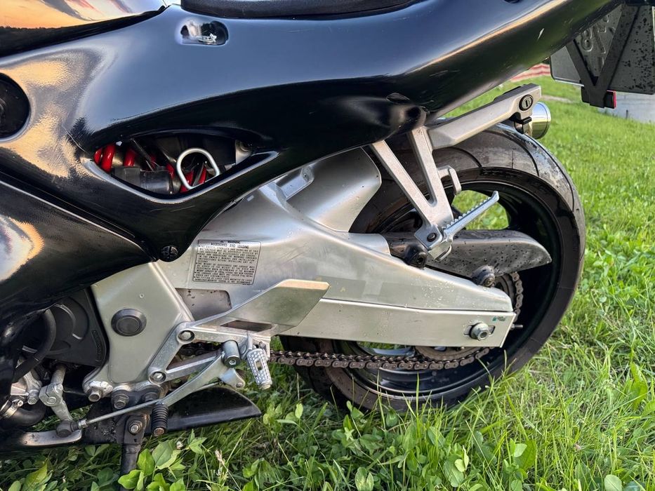 Мотоцикл CBR 600 f3