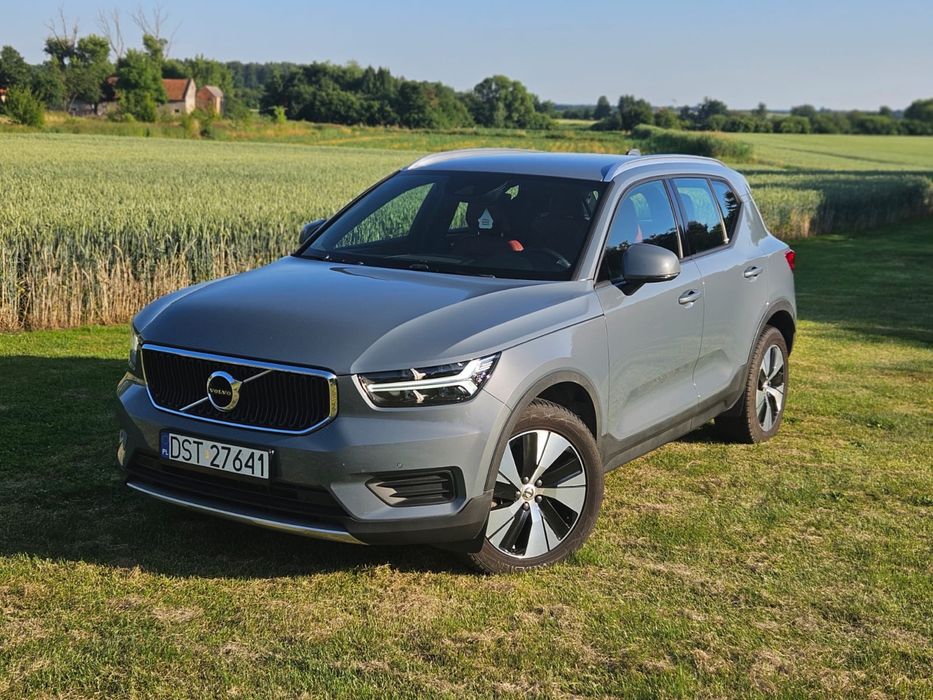 Volvo xc40 2.0 Benzyna T4 GT Momentum 190km