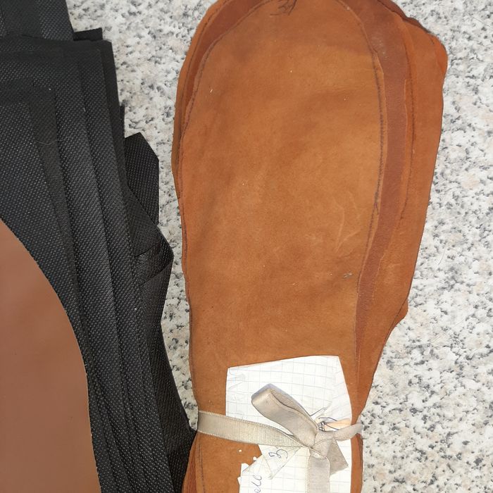 Стельки  натуральная кожа