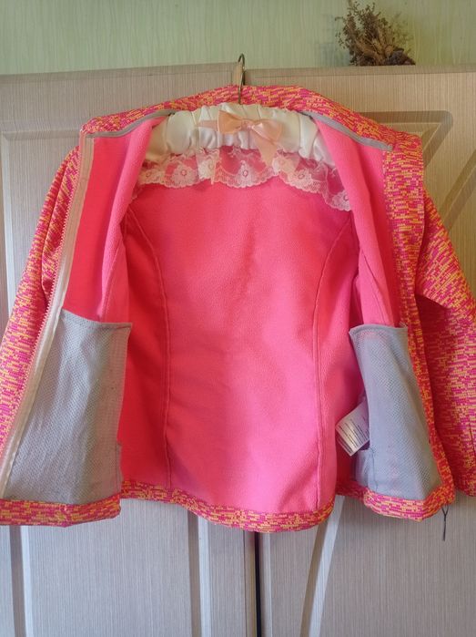 Демисезонная,термо куртка Icepeak 7-8 лет.