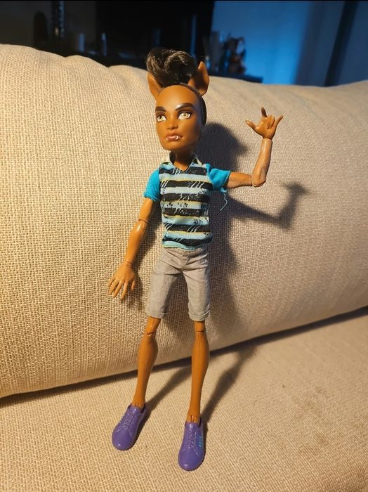 Monster High Clawd Wolf G1