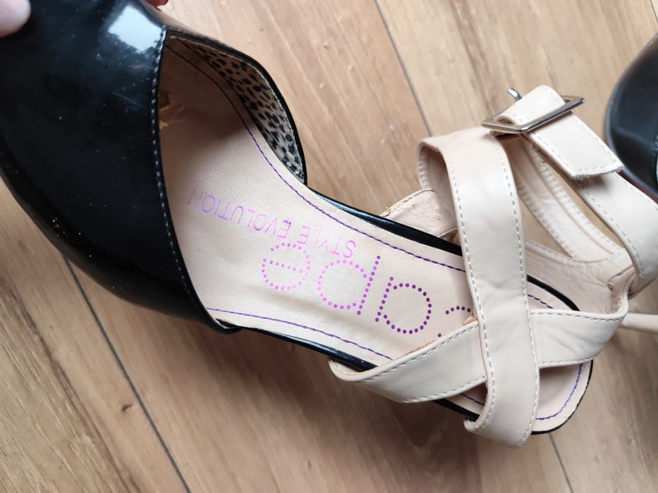 Śliczne szpilki rozmiar 39