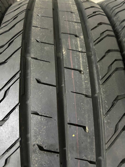 215/60 R17С 109/107T Continrntal ContiVanContact 200