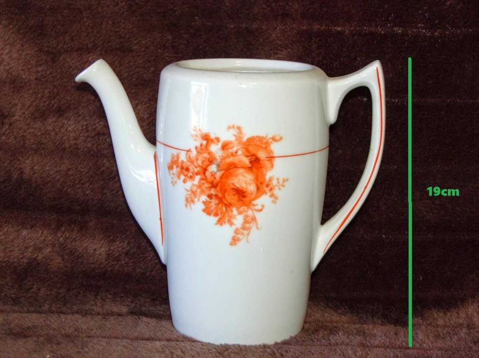 Bule em porcelana Vista Alegre sem tampa