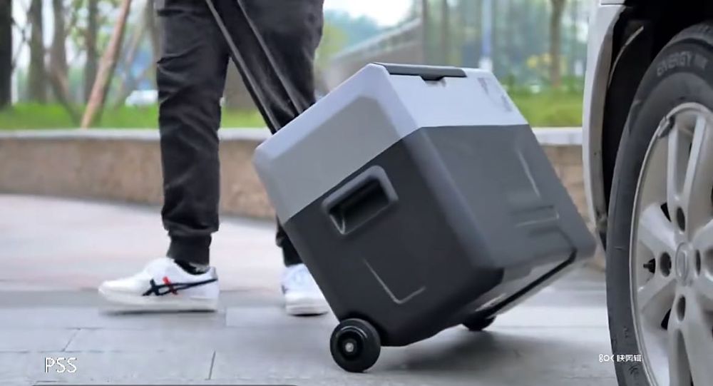 Arca refrigeradora 12/24v 220v nova 30 Litros