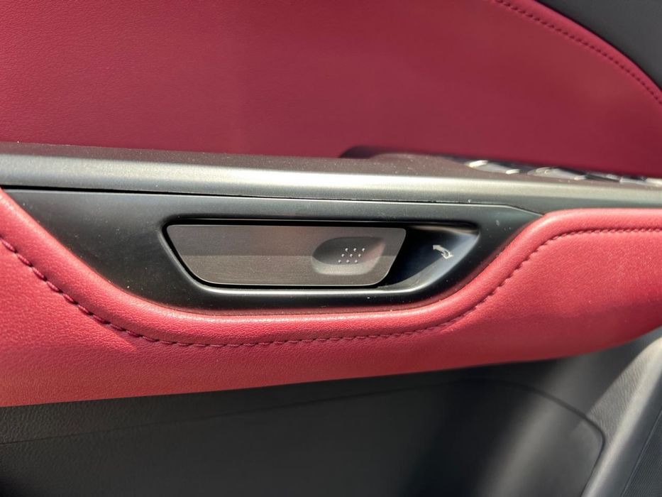 Продам машину лексус NX 250
