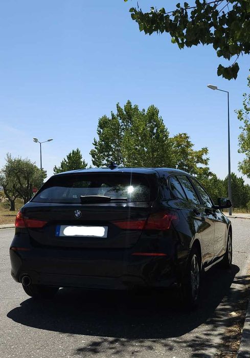 2021 BMW serie 1 D