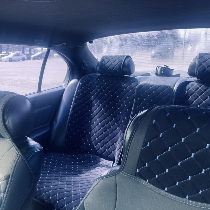 Авто нісан максіма